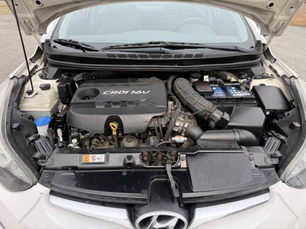 HYUNDAI Avante 2014 - Importación desde Corea - HF Imports Iquique - Foto 17