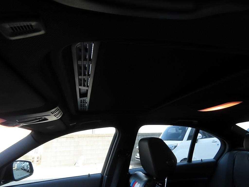 BMW 3 series 2016 Azul - Importación desde Corea - HF Imports Iquique - Foto 18