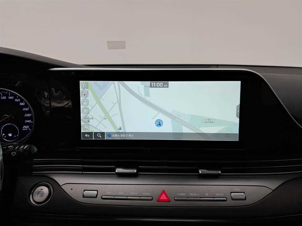 HYUNDAI Grandeur - Vista 9