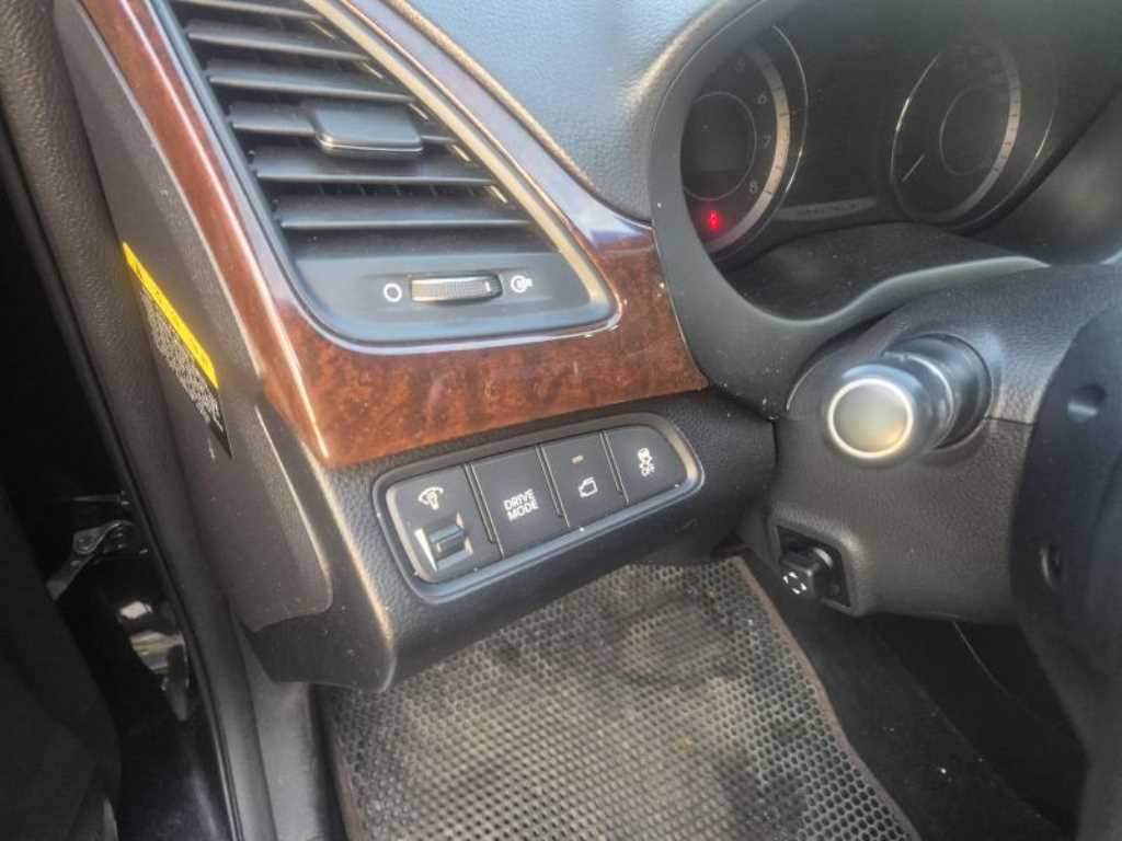 HYUNDAI Grandeur - Vista 4