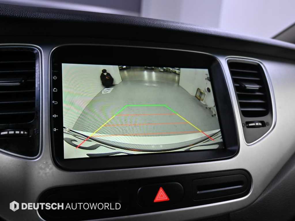 KIA Carens 2017 Plateado - Importación desde Corea - HF Imports Iquique - Foto 15