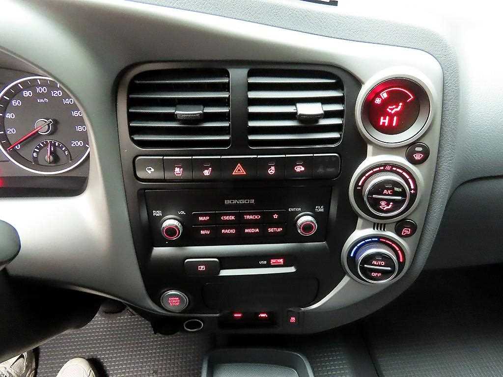 Small Truck Top_Powergate 2025 Blanco - Importación desde Corea - HF Imports Iquique - Foto 18