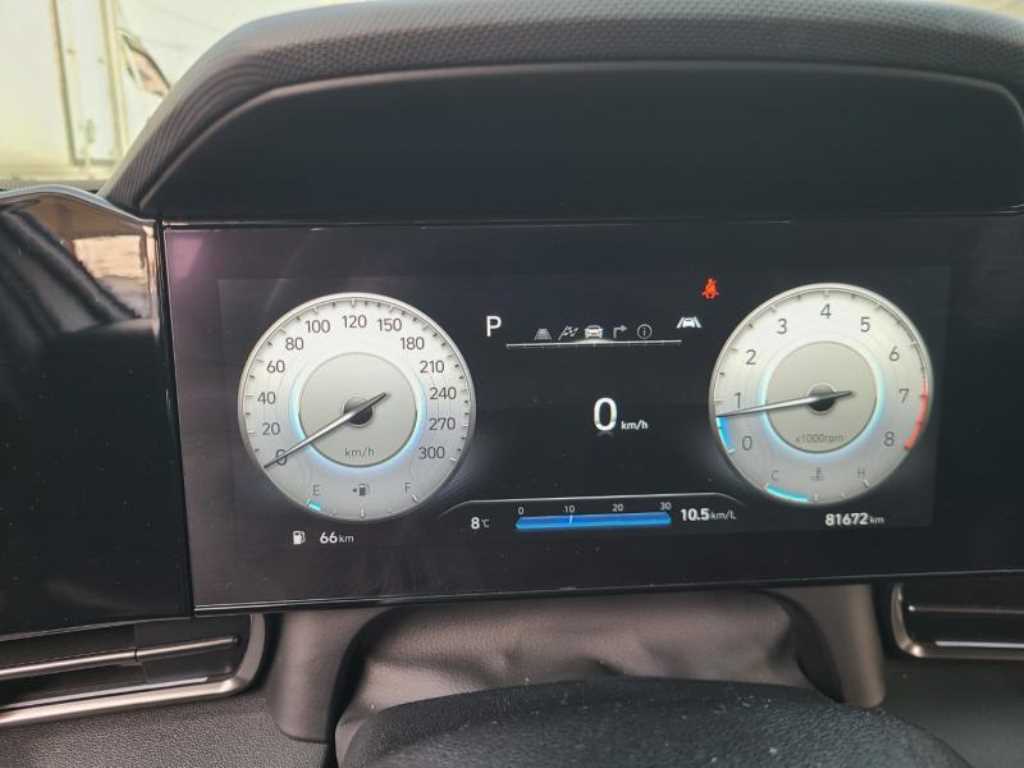 HYUNDAI Avante - Vista 11