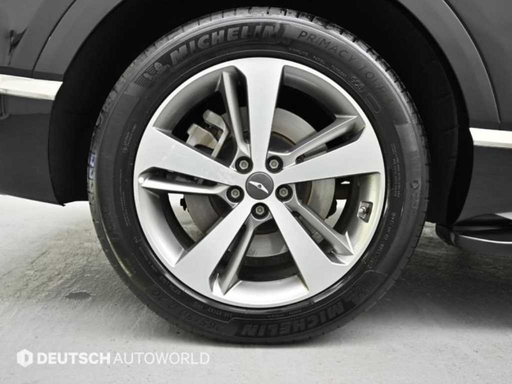 Genesis GV80 - Vista 5