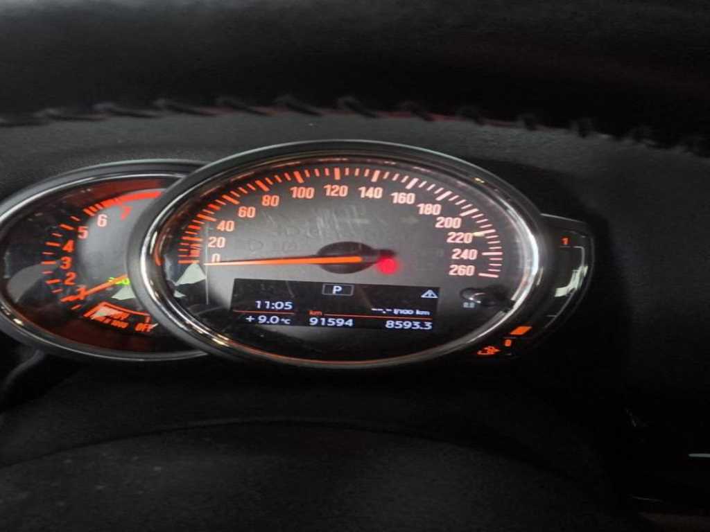 Mini Countryman - Vista 9