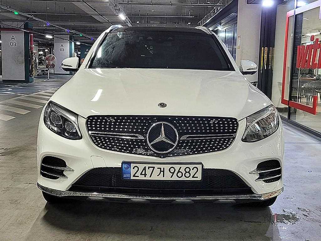 Mercedes Benz GLC Class - Vista 2