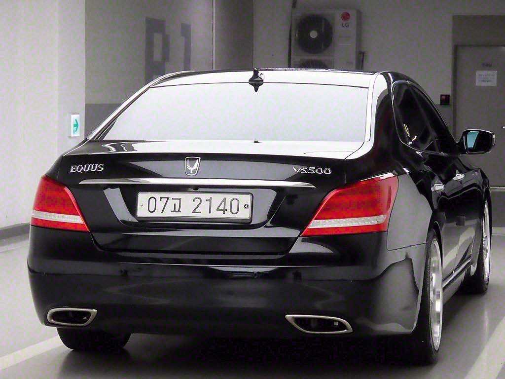 HYUNDAI Equus - Vista 4