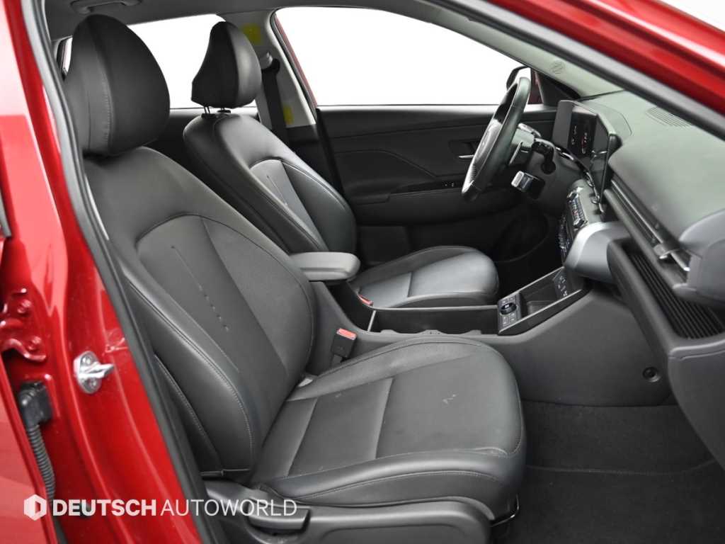 HYUNDAI Kona - Vista 10