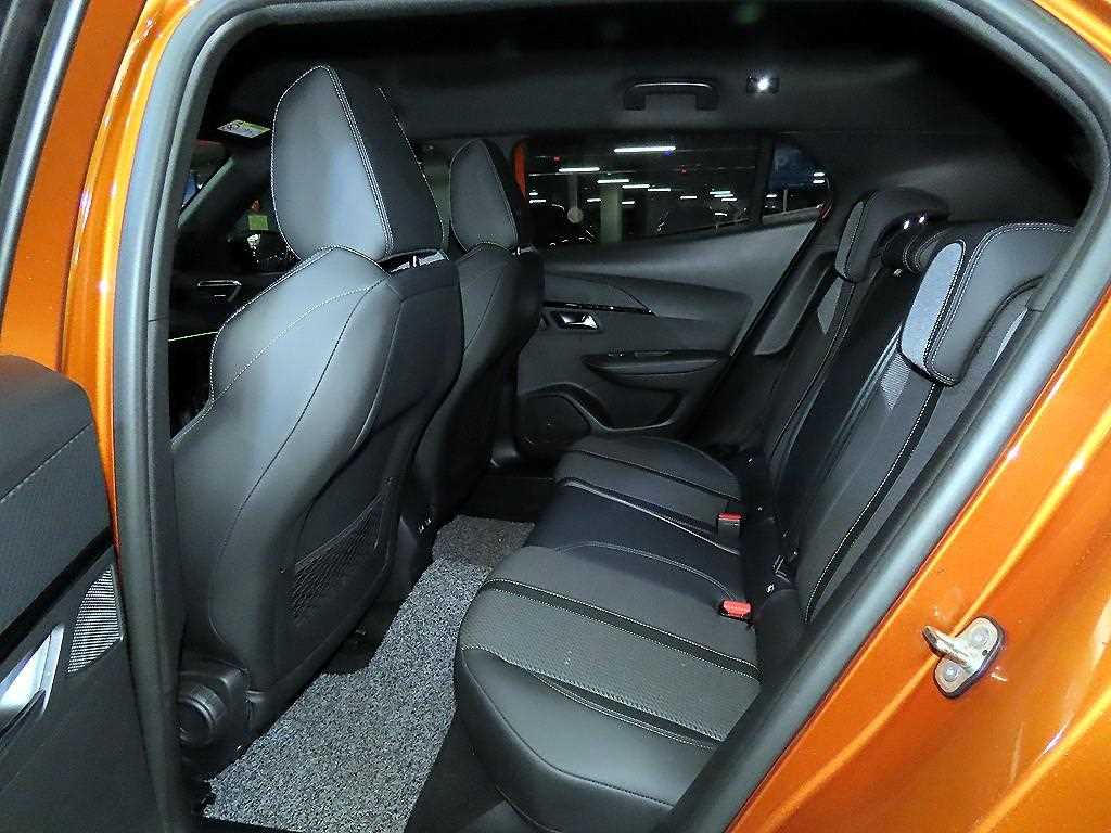 Peugeot 2008 - Vista 7