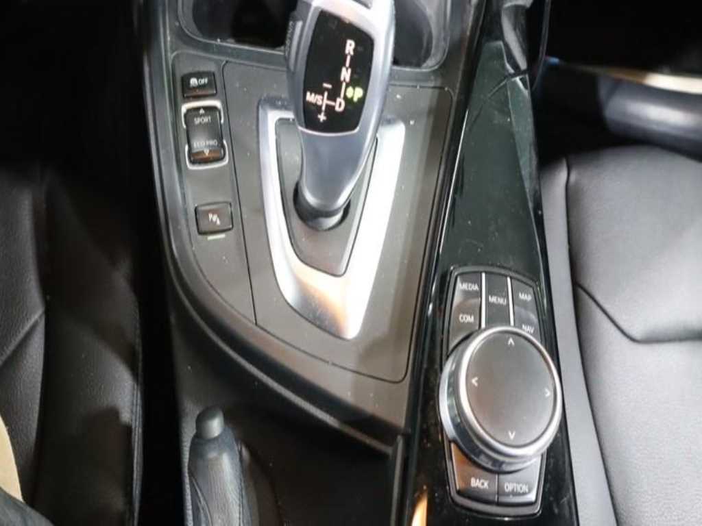 BMW 3 series 2017 Blanco - Importación desde Corea - HF Imports Iquique - Foto 15