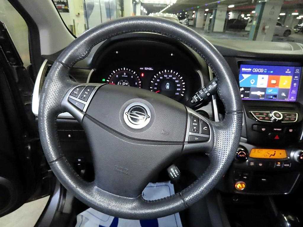 Ssangyong Korando - Vista 8