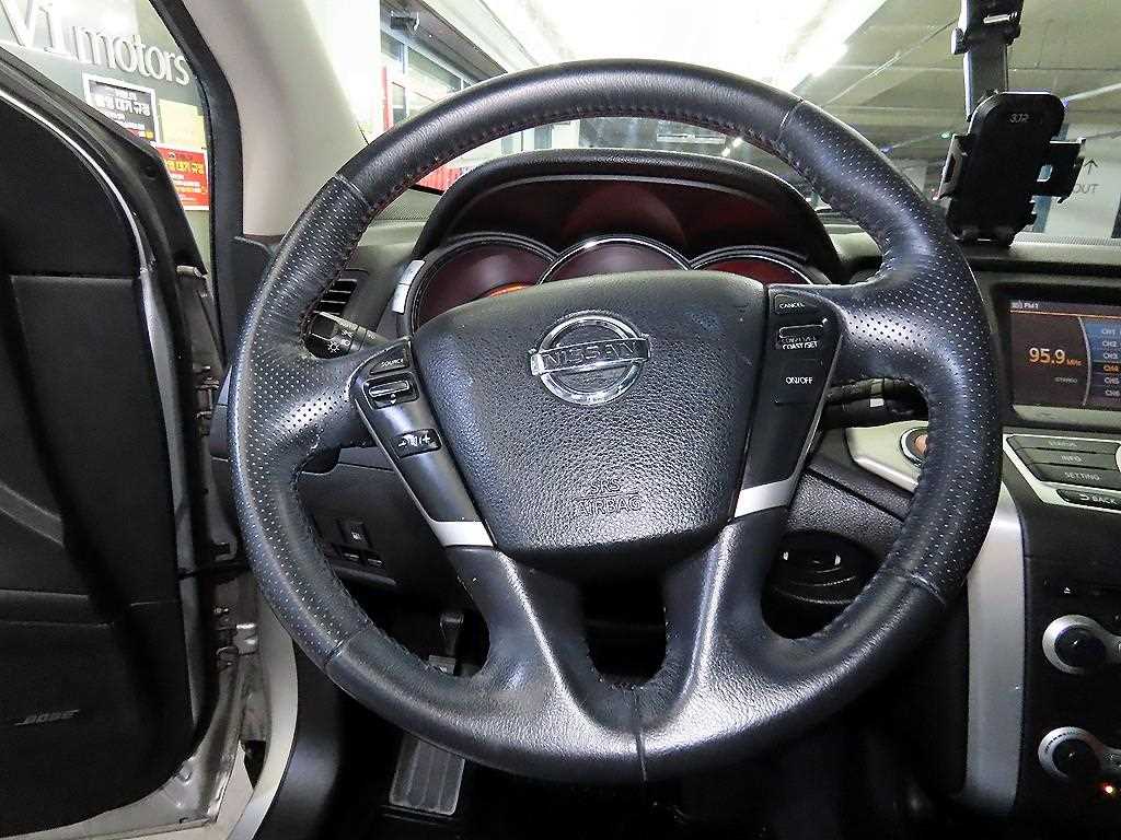 Nissan Murano - Vista 8