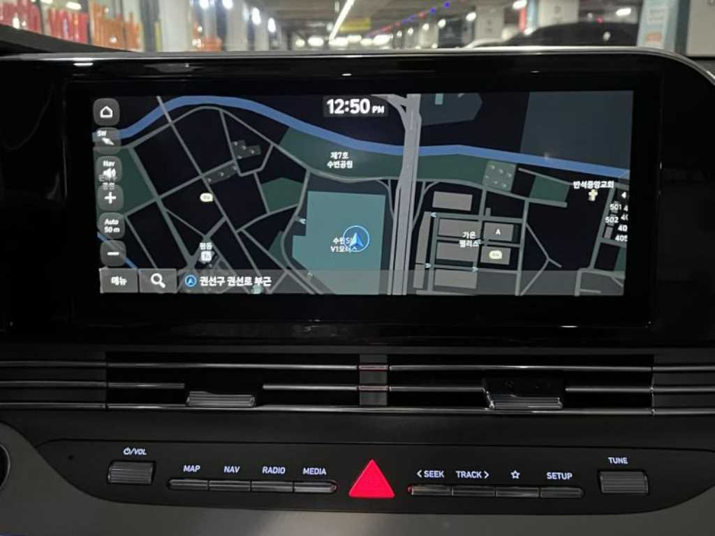 HYUNDAI Grandeur - Vista 10