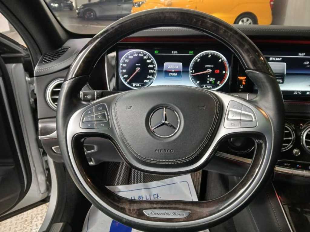 Mercedes Benz S Class - Vista 8