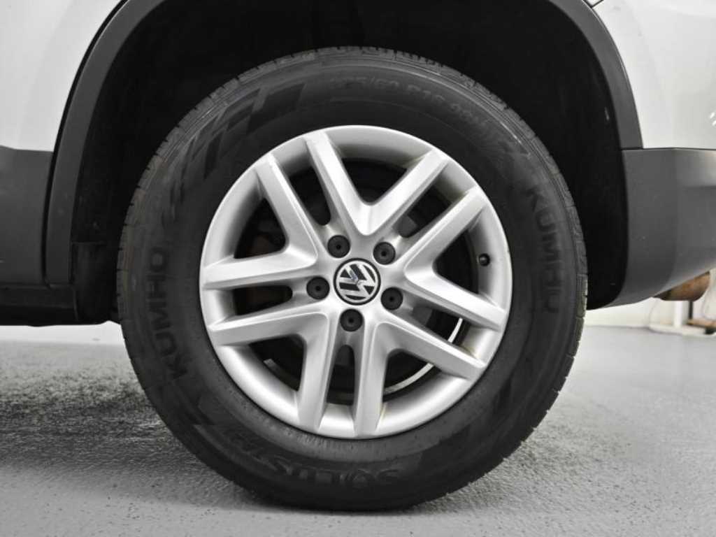 Volkswagen Tiguan - Vista 5
