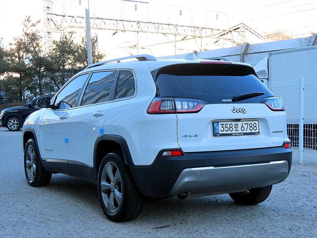 Jeep Cherokee - Vista 3