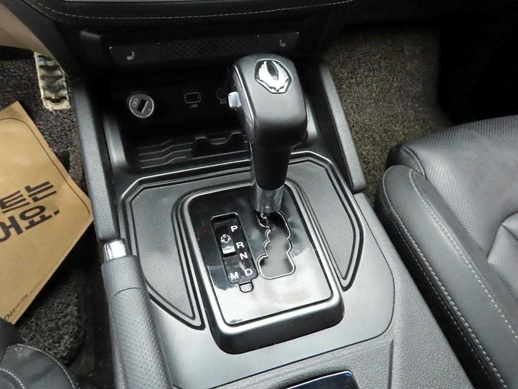 Ssangyong Rexton - Vista 11