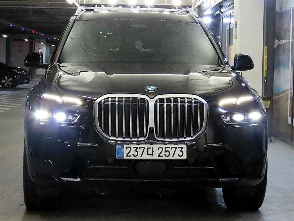 BMW X7 - Vista 2