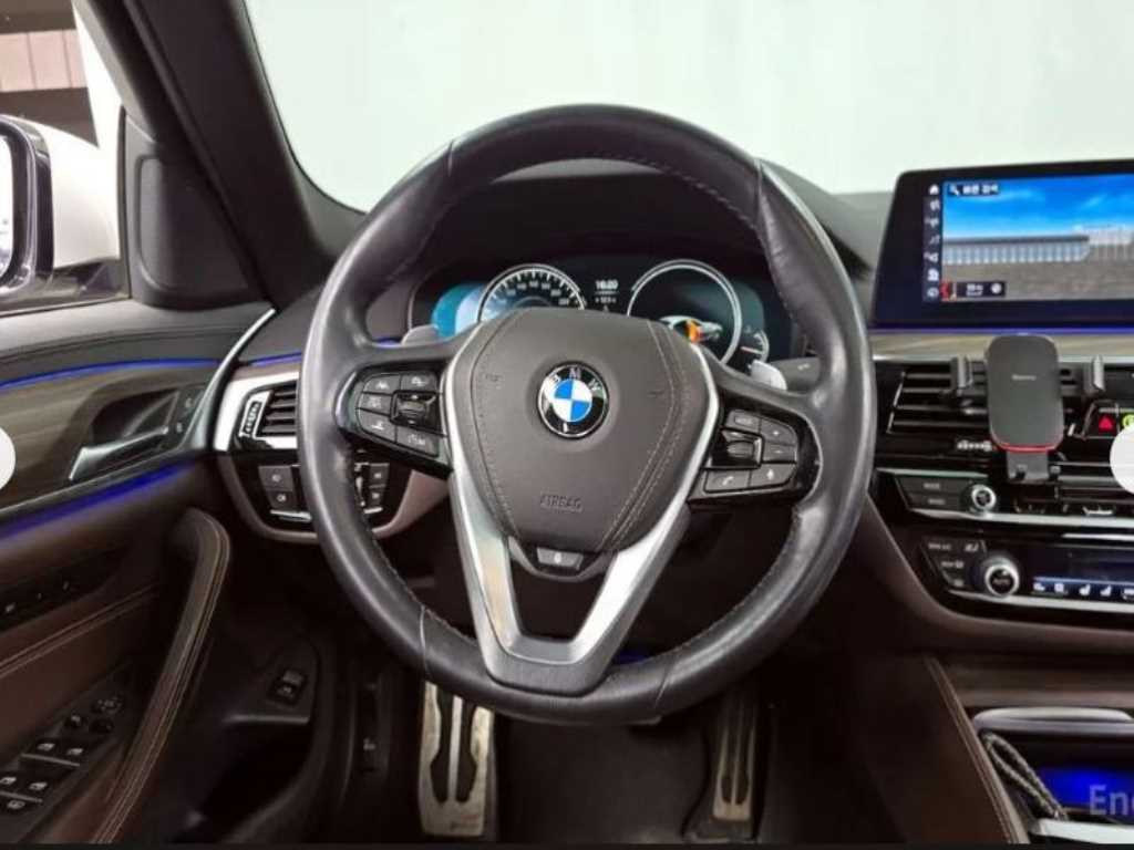 BMW 5 Series 2018 Blanco - Importación desde Corea - HF Imports Iquique - Foto 13