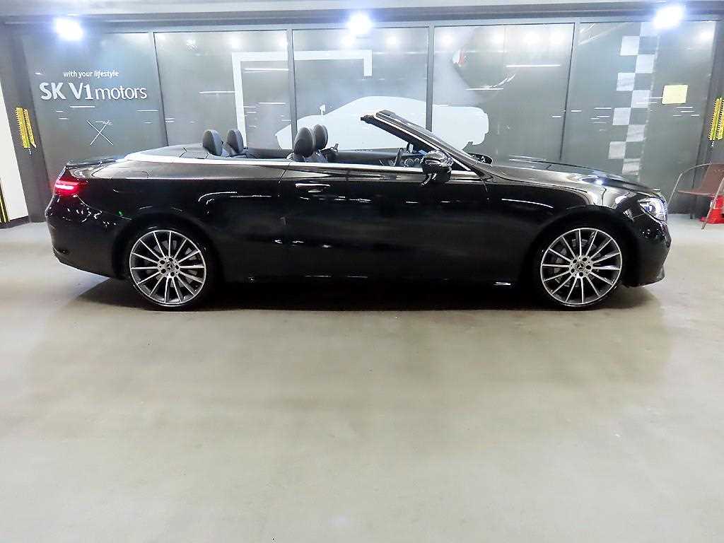 Mercedes Benz E class - Vista 8