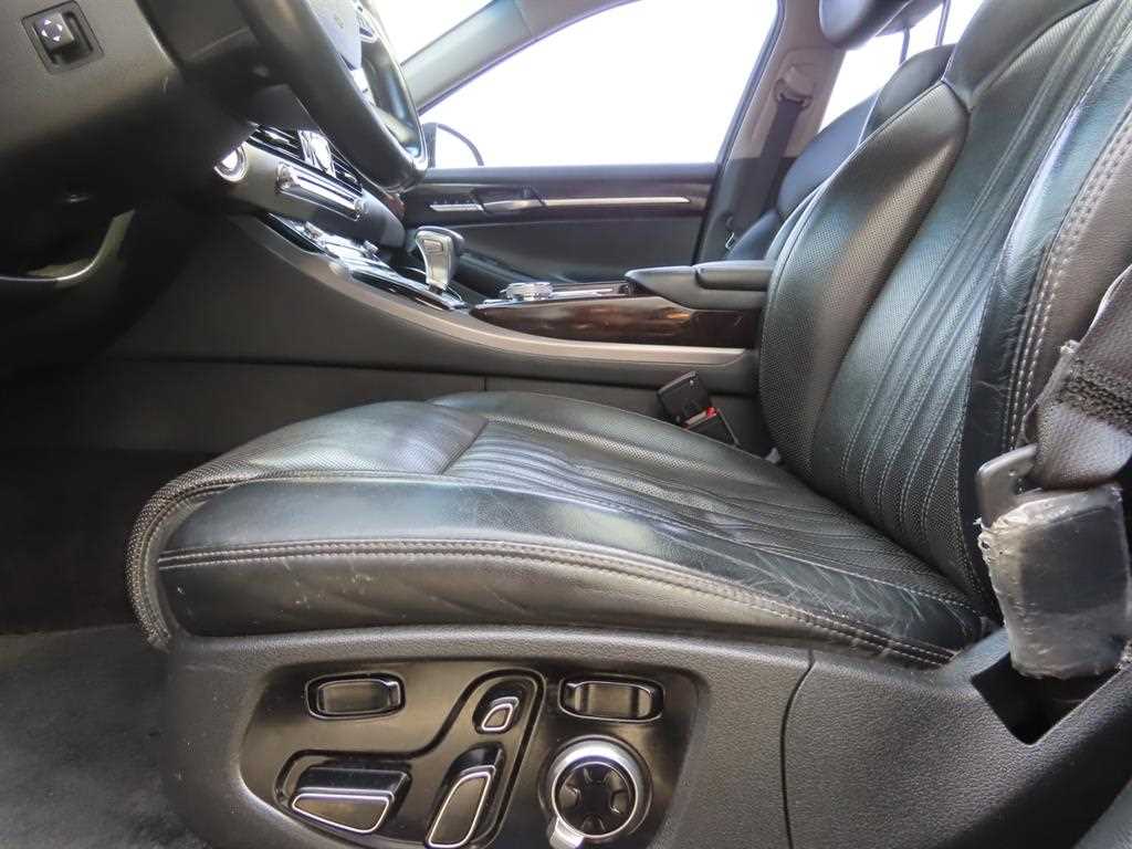 Genesis EQ900 2016 - Importación desde Corea - HF Imports Iquique - Foto 14