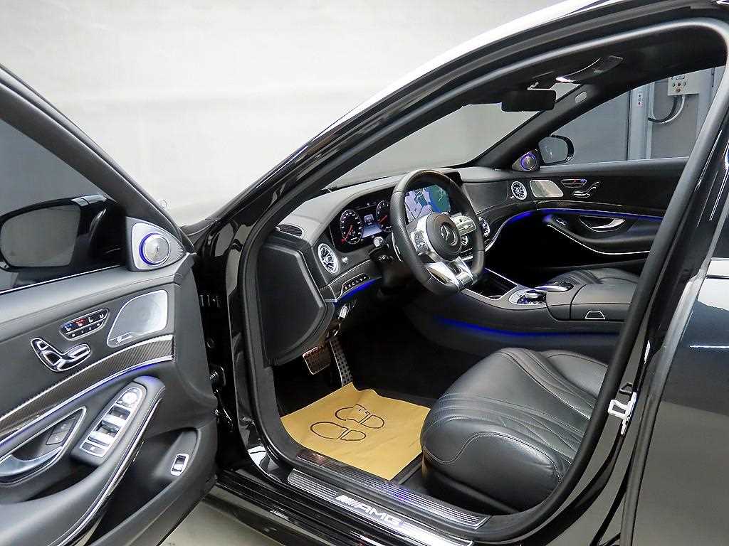 Mercedes Benz S Class - Vista 5