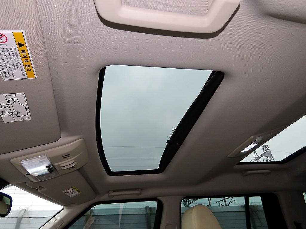 Land Rover Discovery 2016 Blanco - Importación desde Corea - HF Imports Iquique - Foto 18