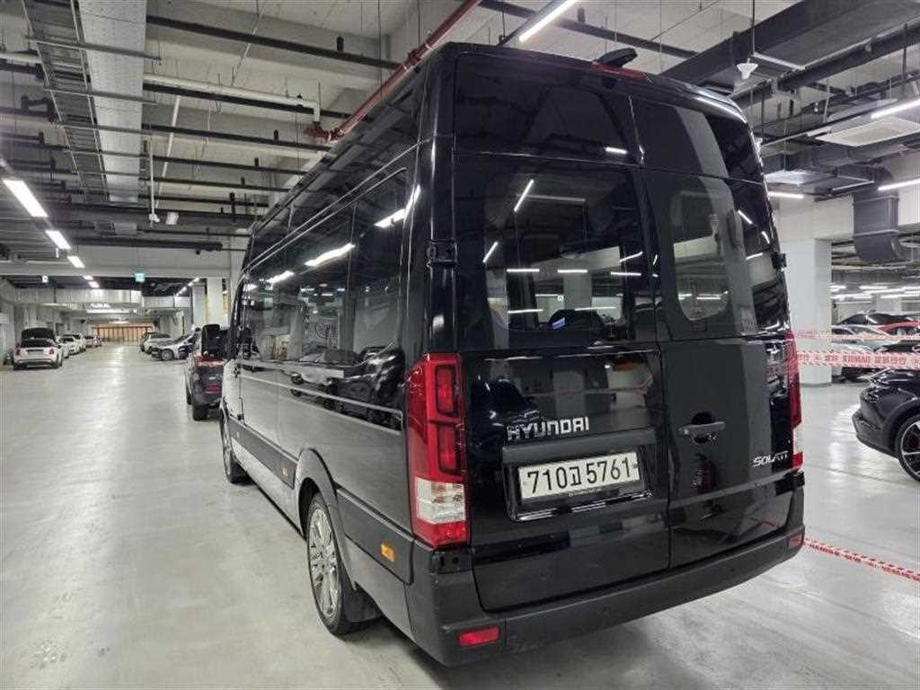 HYUNDAI Solati - Vista 2