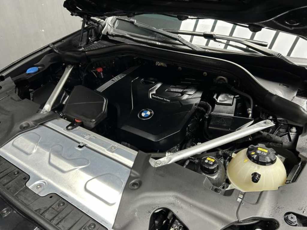 BMW X4 2022 Negro - Importación desde Corea - HF Imports Iquique - Foto 19