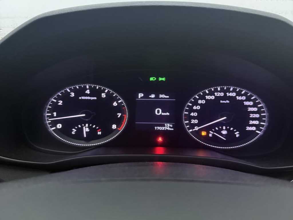 HYUNDAI Grandeur - Vista 8