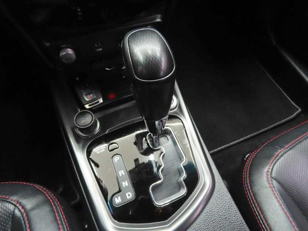 Ssangyong Tivoli - Vista 12