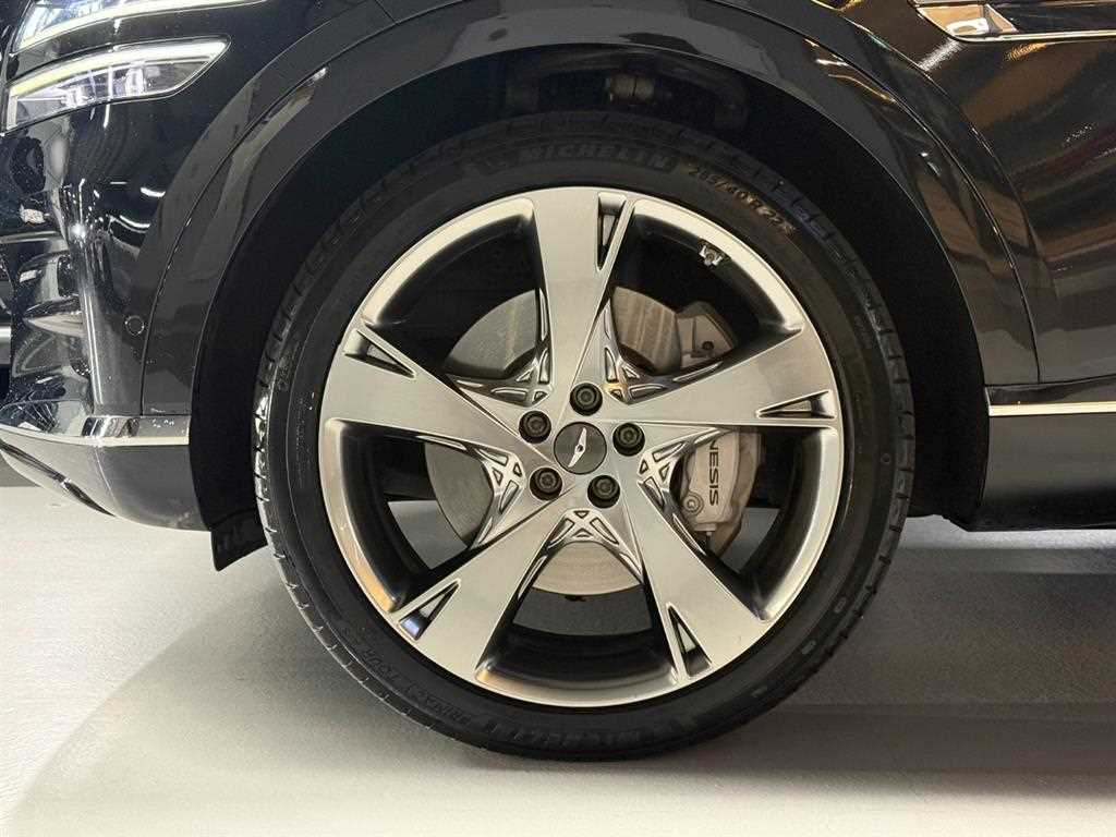 Genesis GV80 - Vista 5