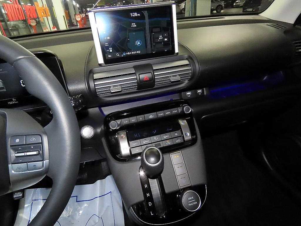 HYUNDAI Casper - Vista 11