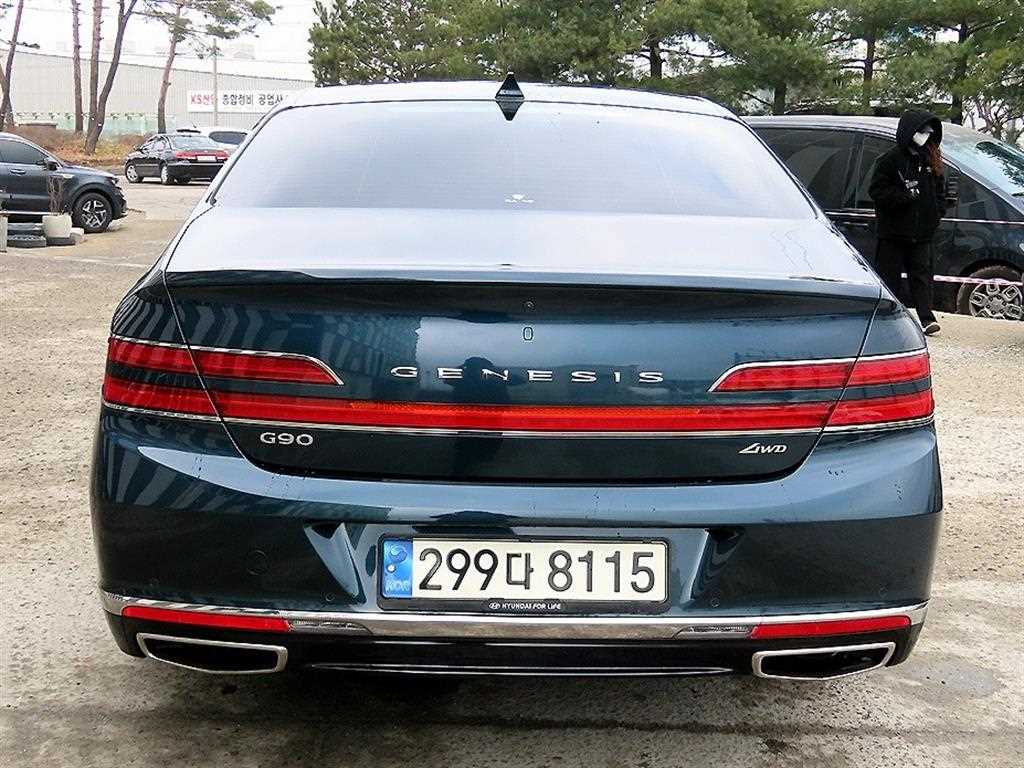 Genesis G90 - Vista 4