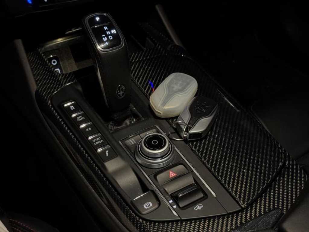 Maserati Levante 2019 Gris - Importación desde Corea - HF Imports Iquique - Foto 13