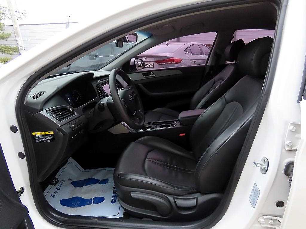 HYUNDAI Sonata - Vista 5