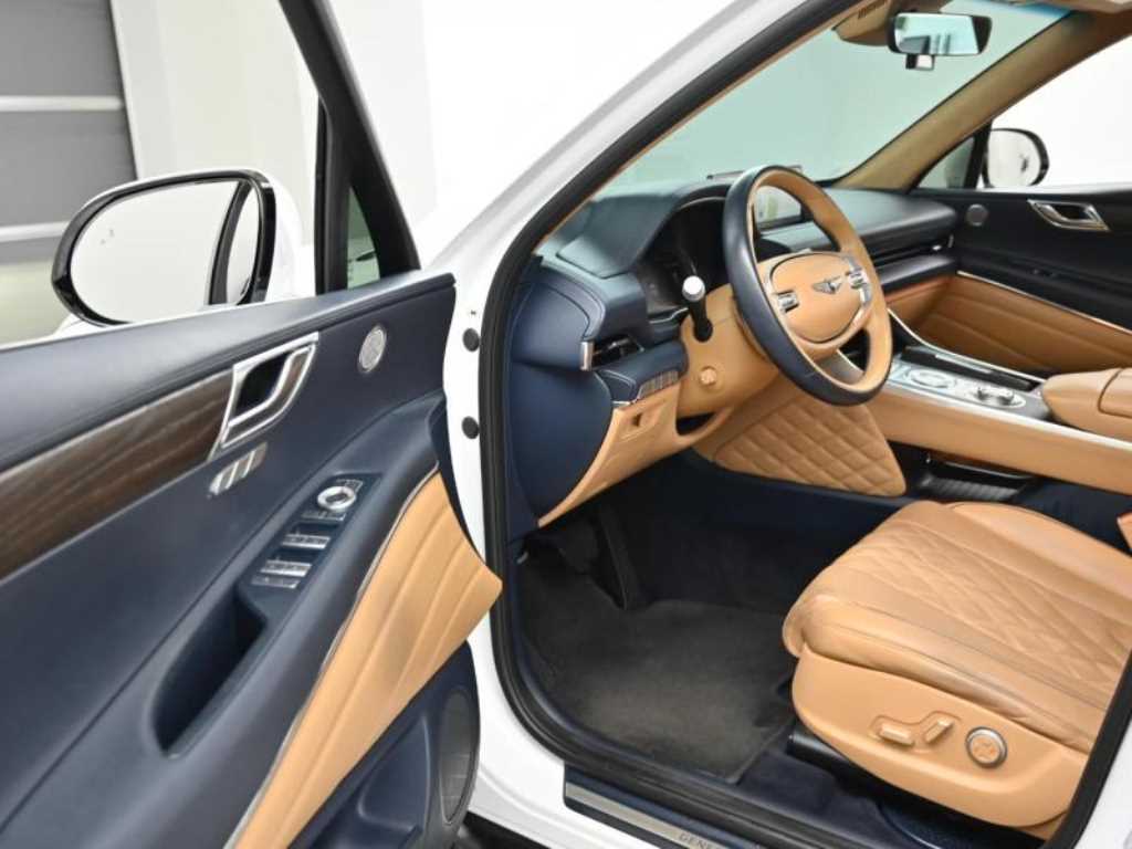 Genesis GV80 - Vista 11