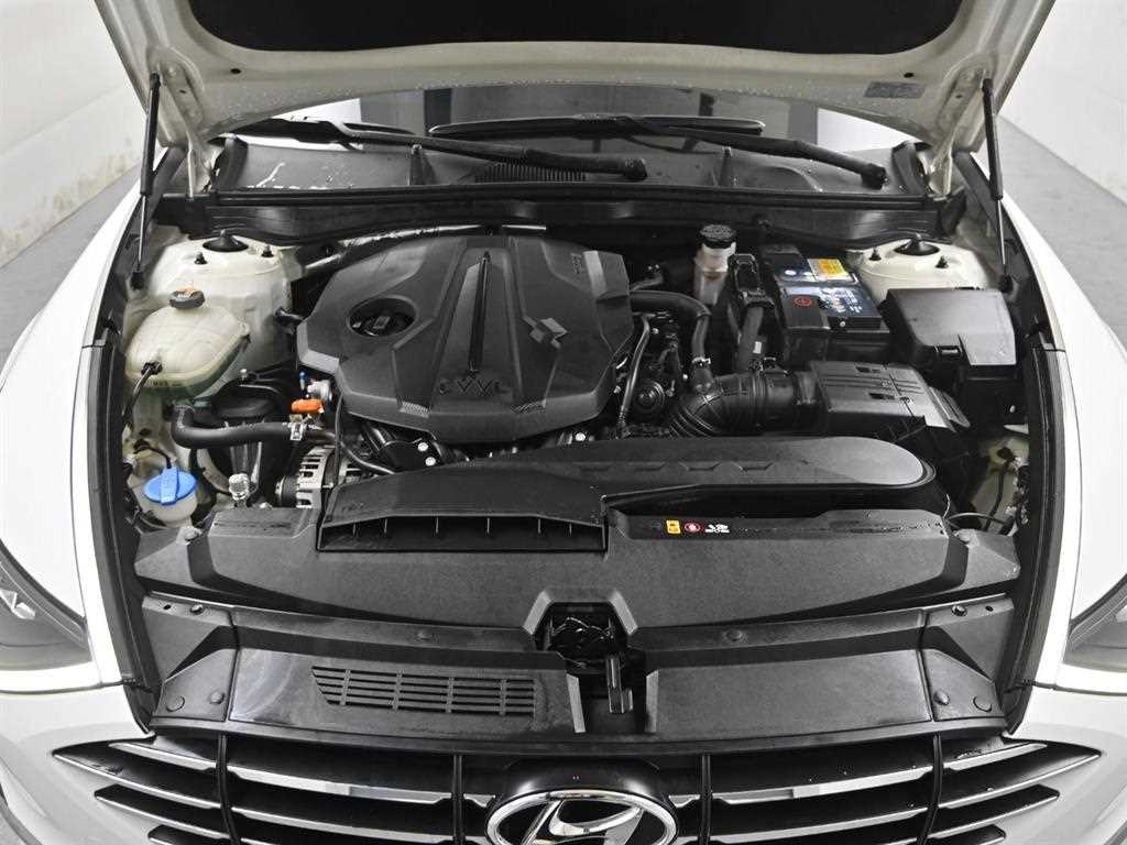 HYUNDAI Sonata - Vista 6