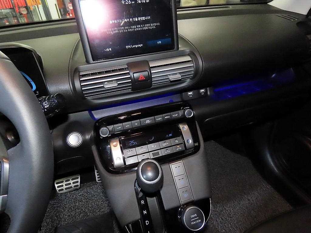 HYUNDAI Casper - Vista 11