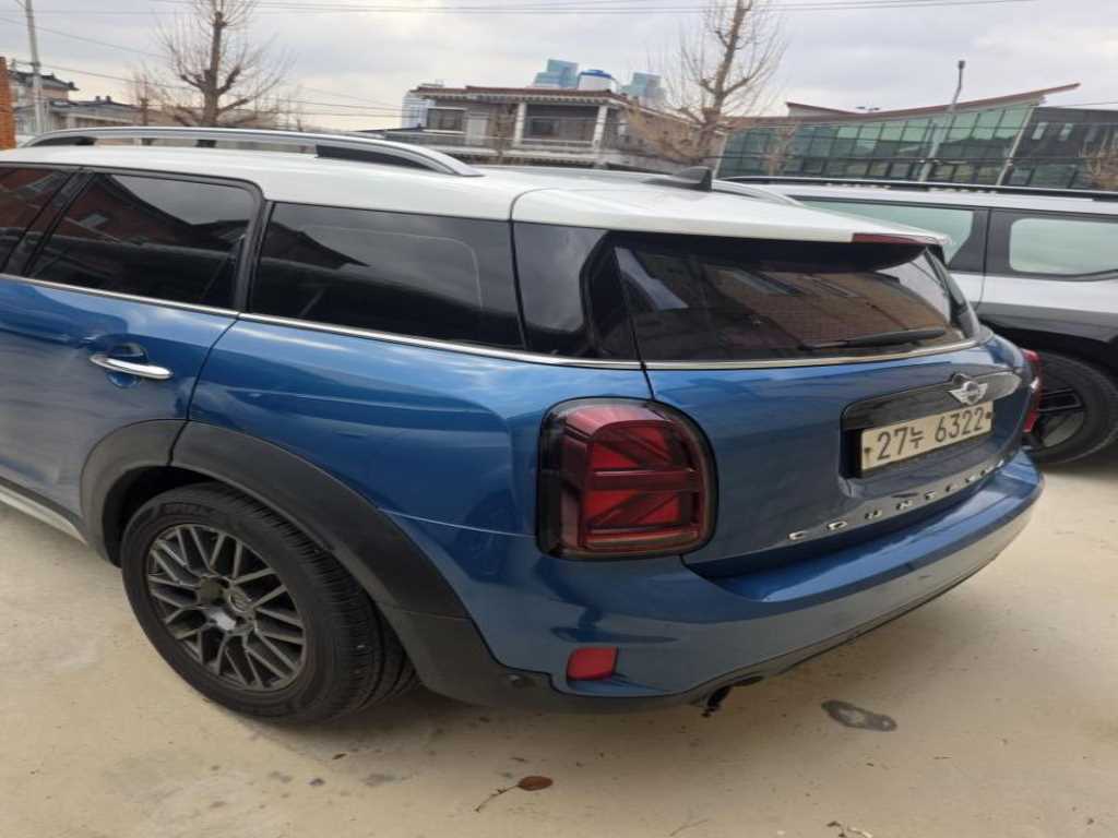 Mini Countryman - Vista 5