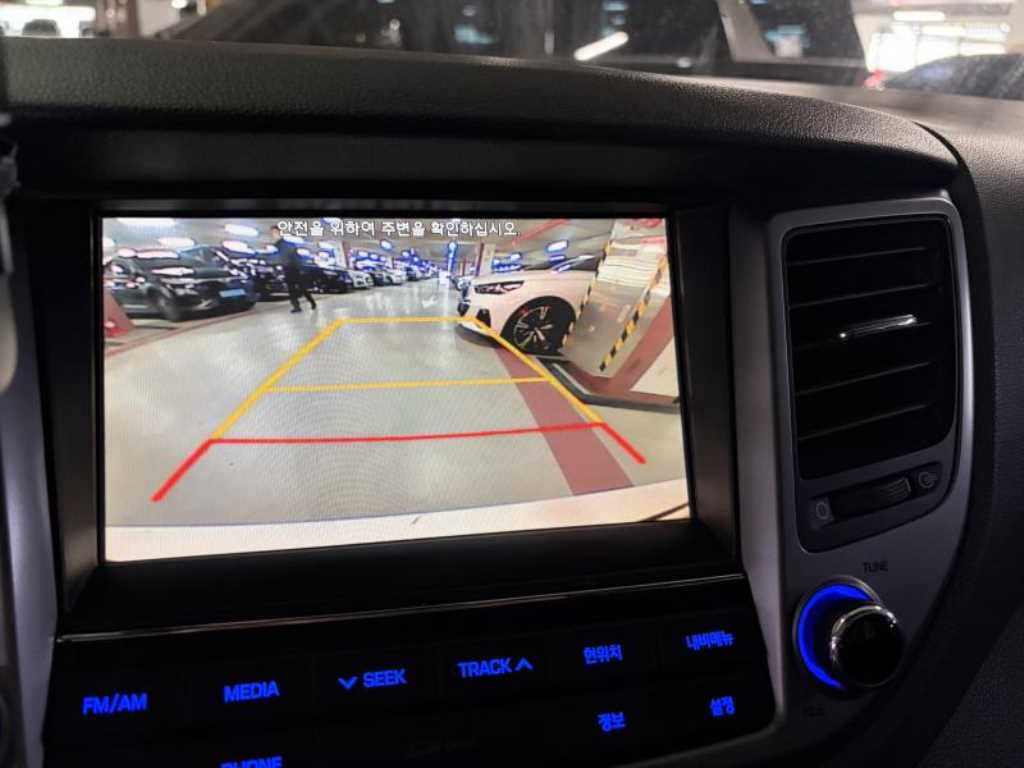 HYUNDAI Tucson - Vista 7