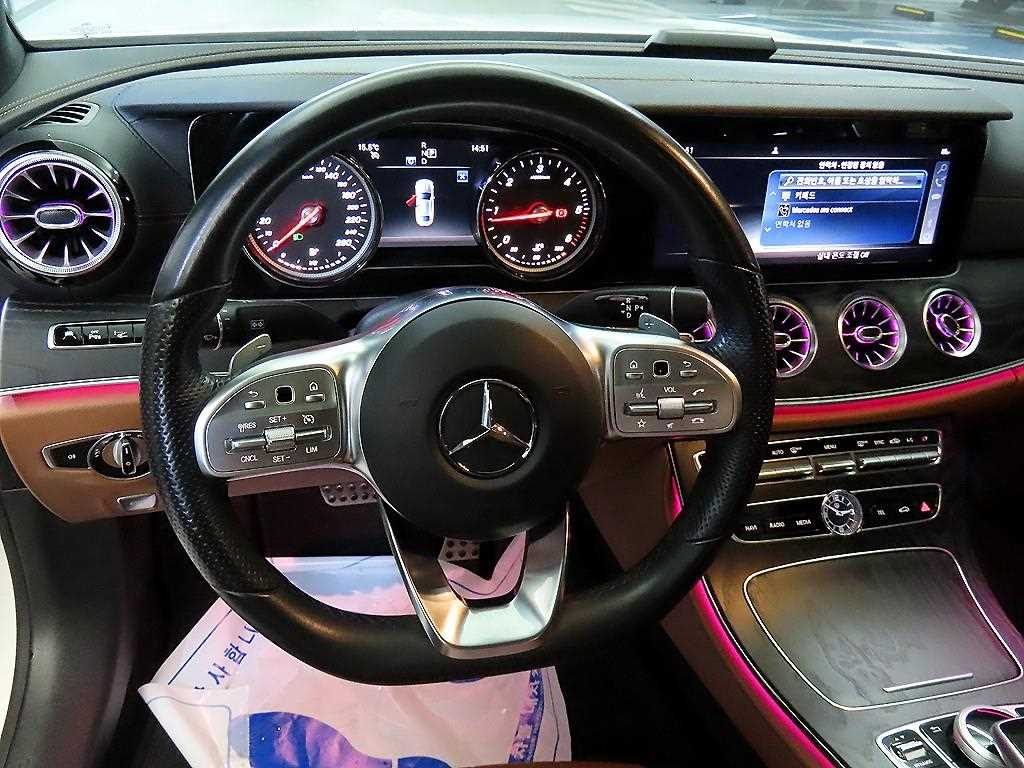 Mercedes Benz E class - Vista 8