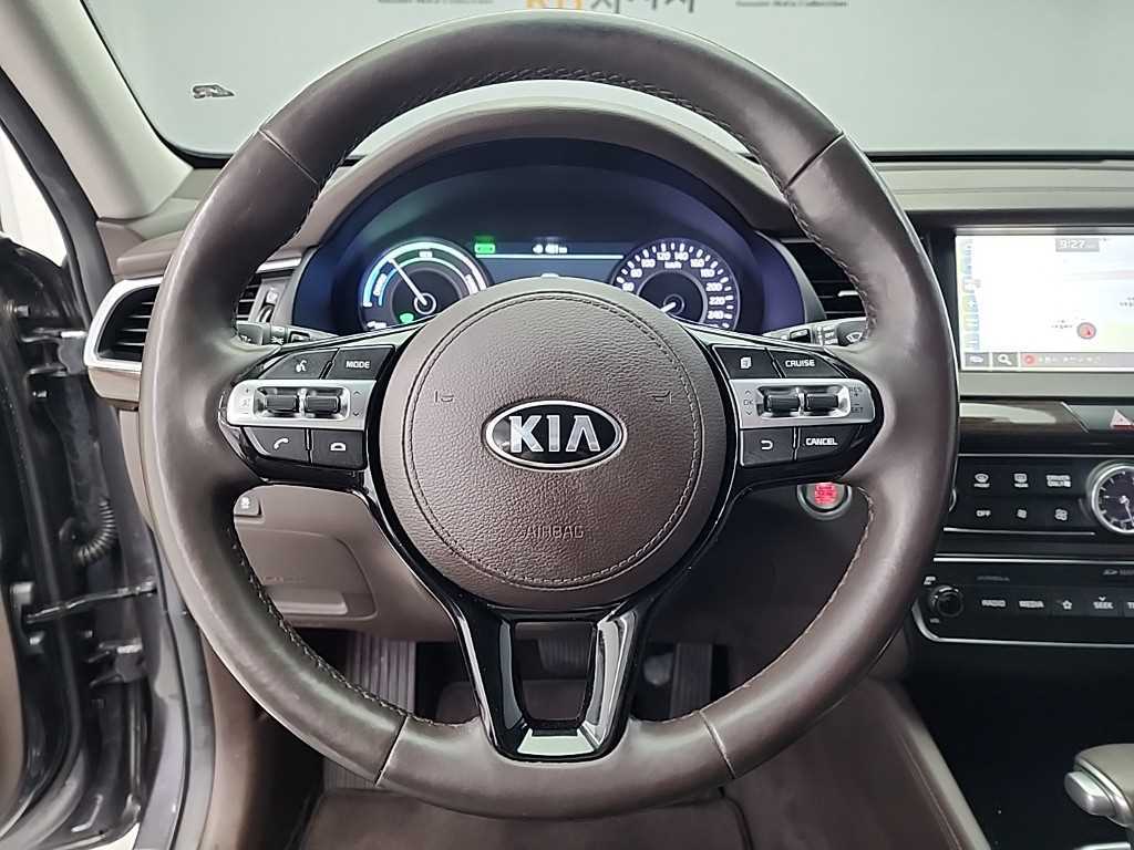 KIA K7 - Vista 10