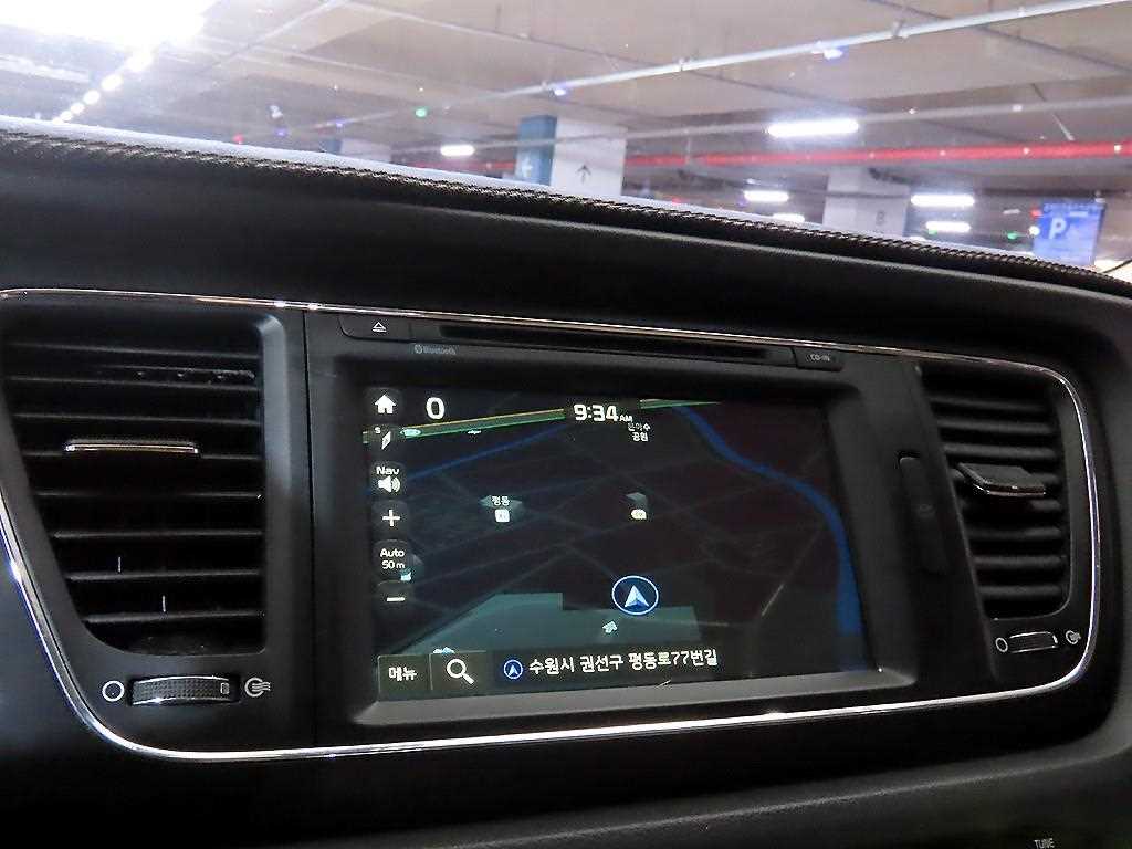 KIA Carnival 2016 Blanco - Importación desde Corea - HF Imports Iquique - Foto 13