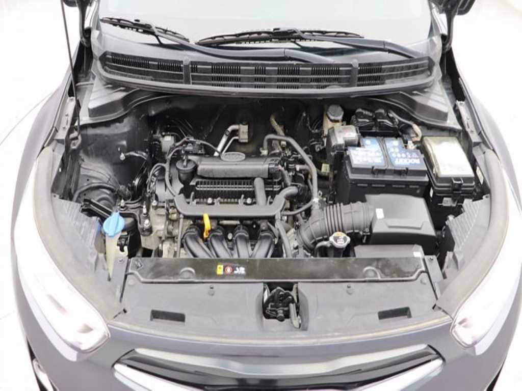 KIA Stonic 2019 - Importación desde Corea - HF Imports Iquique - Foto 14