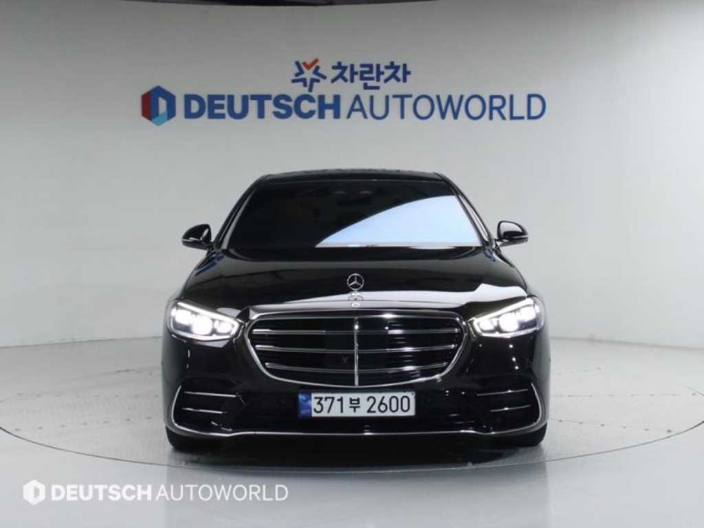 Mercedes Benz S Class - Vista 3