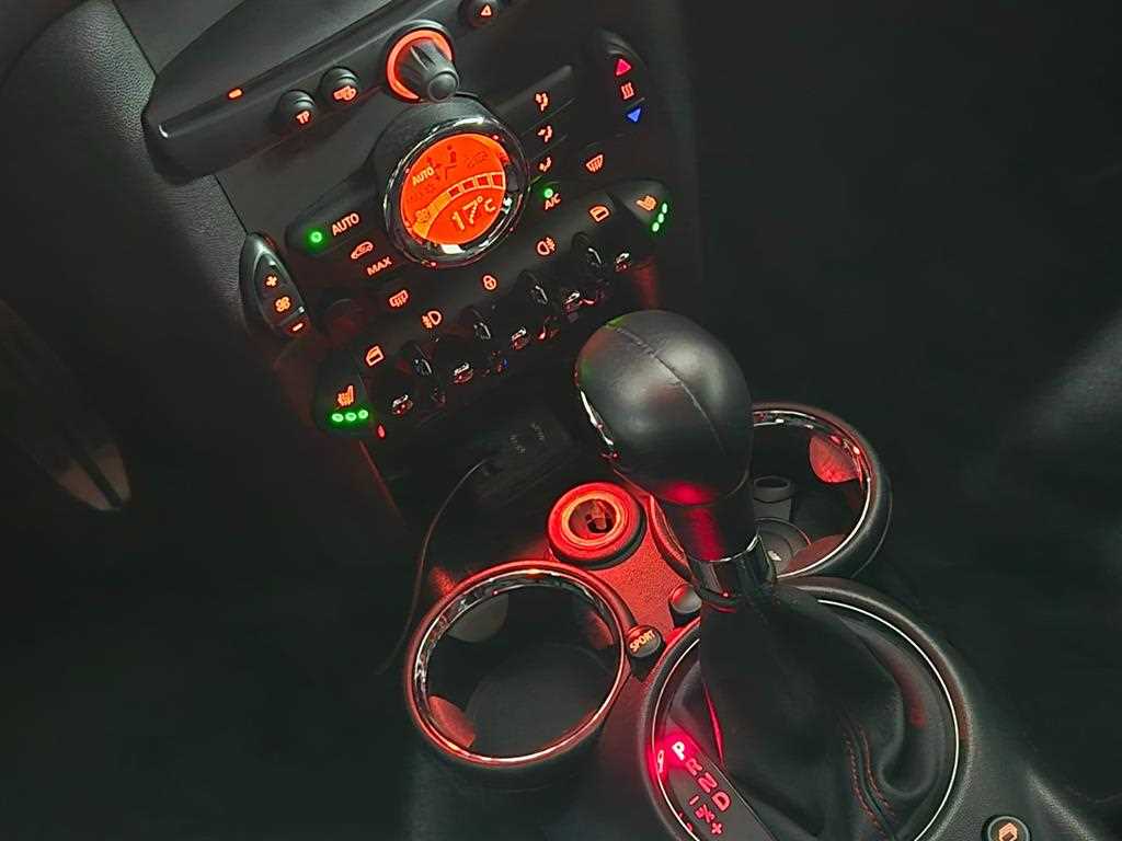 Mini Coupe - Vista 12