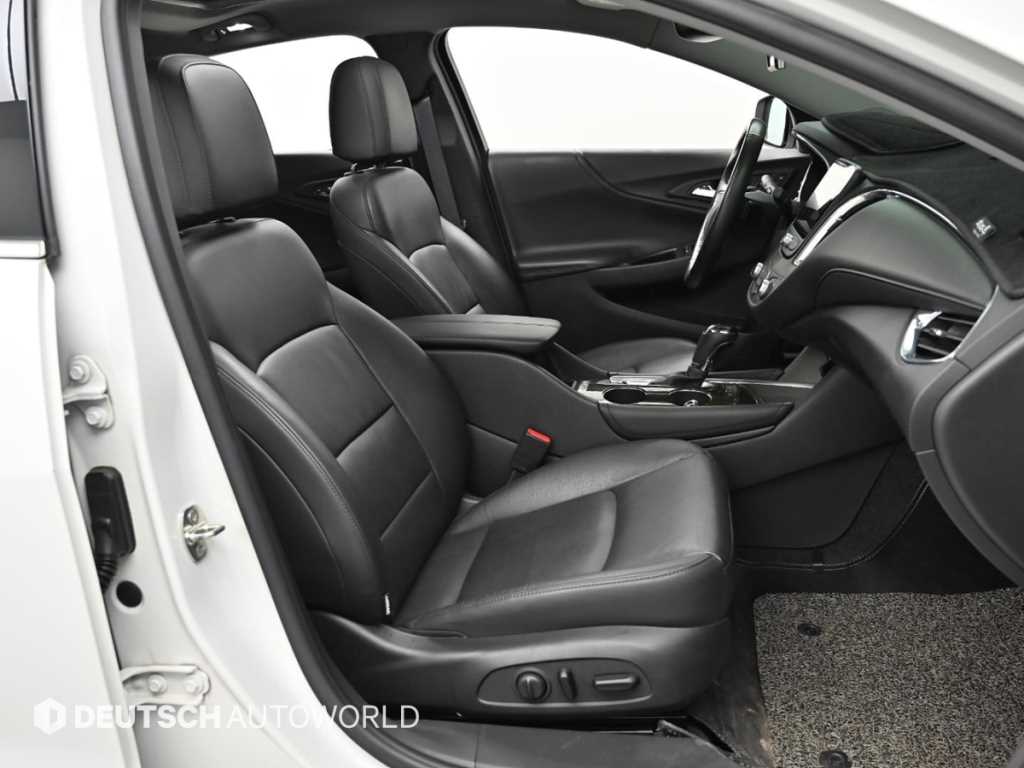 Chevrolet Malibu - Vista 10