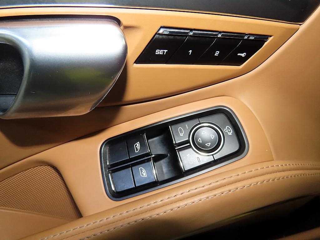 Porsche 718 2019 Amarillo - Importación desde Corea - HF Imports Iquique - Foto 15