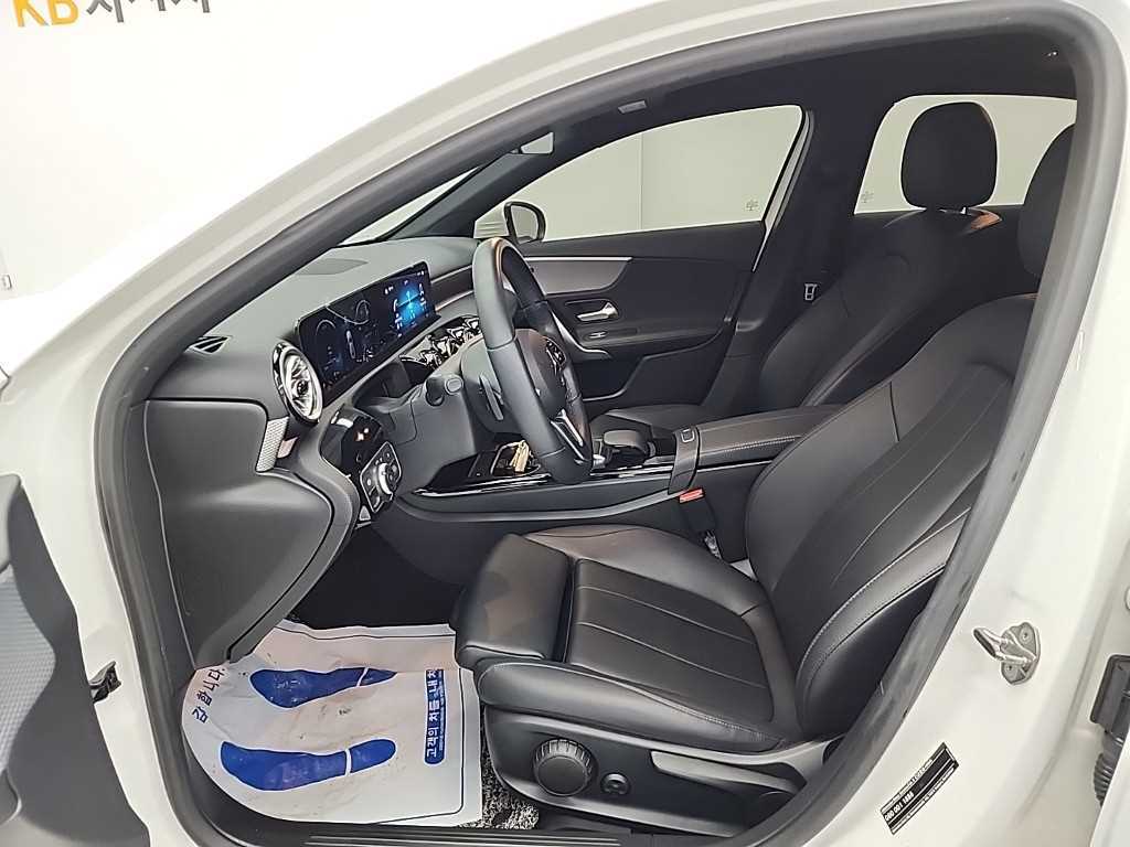 Mercedes Benz A Class - Vista 11